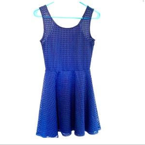 Fit flair lace dress